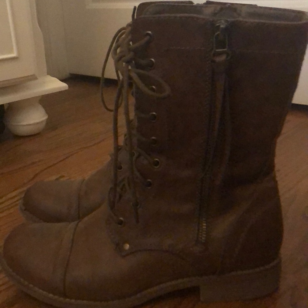Brown booties good for fall season